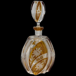 Bohemian Elegance: Amber-Colored Cut Crystal Decanter with Stopper