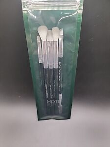MOTD Cosmetics - 5 Piece Brush Set - NEW in Package