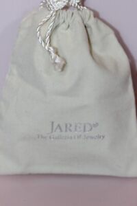 Jared The Galleria of Jewelry Lot of 5 large velvet pouches with drawstring