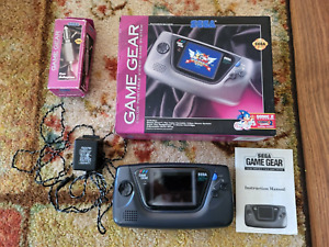 SEGA Game Gear with original box, manual, AC and car adapter - For parts