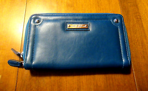 Etienne Aigner clutch wallet turquoise blue tri fold with credit card holders