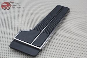1965-70 Impala Chevelle Chevy Truck Rubber Accelerator Gas Pedal Pad with Trim (For: 1966 Impala)