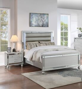 Contemporary Silver Faux Leather King Size Bed w LED Nightstands 3pc Bedroom Set