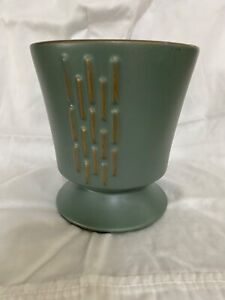 McCoy Floraline Planter - Matte Green with Gold Accents