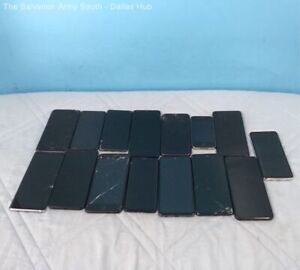 Lot Of 14 Phones -INC- Samsung Galaxy's, Motorola & iPhone - (SOLD AS-IS)