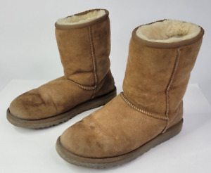 UGG Australia Boots Women’s Size 8 Classic Short II 5825 Beige Tan