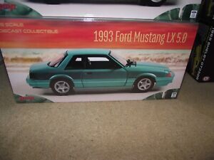 Acme 1/18 1993 Ford mustang LX 5.0l green NIB