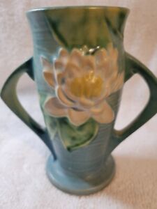 Roseville Water Lily Vintage Vase Blue 72-6