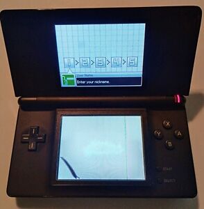 Nintendo DS Lite Console Black (CONSOLE ONLY NO CHARGER) LOWER SCREEN IS BROKEN!