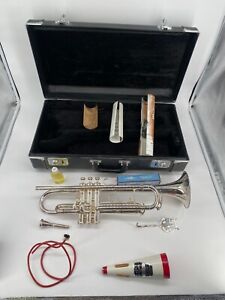 King Sliver Flare Trumpet 1055T w case 1967 ? Band Instrument Horn + more