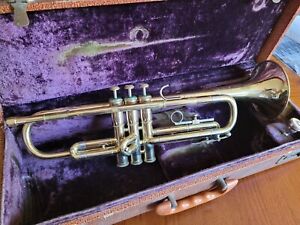 Trumpet OLDS Ambassador, Good Playing trumpet factory lacquer brass, 1968 NICE!