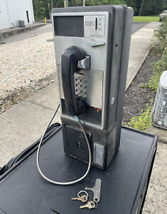 Vintage GTE Model 120B Automatic Electric Payphone Booth Phone *keys included