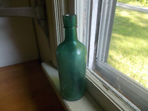 1870s DUG TEAL GREEN 3 PC MOLD BLOWN MASTER INK BOTTLE WITH POUR SPOUT 7 7/8