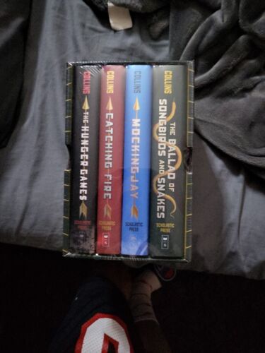 The Hunger Games Ser.: Hunger Games 4-Book Hardcover Box Set (the Hunger Games,
