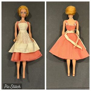 New ListingVintage FASHION QUEEN BARBIE Doll w/ Barbie Q Dress Apron & Wig