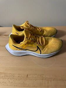 Nike Womens Air Zoom Pegasus 38 CZ1901-701 Yellow Running Shoes Sneakers Size 8