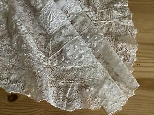 Antique 20s table centre French Normandy  net lace w embroidery hand done 19”