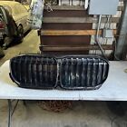 2019 2020 2021 BMW X7 FRONT GRILLE W/SHUTTER OEM USED