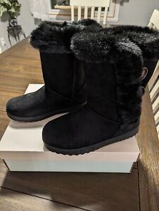 SO® Abigail Women's Faux-Fur Winter Black Boots