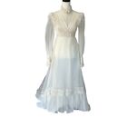 Vintage ILGWU Union Made USA Sz 7/8 Wedding Dress Ivory Lace Victorian High Neck