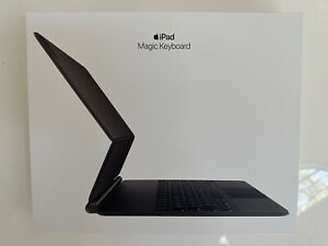Apple Magic Keyboard - iPad Pro 12.9‑inch (6th generation) MJQK3LL/A Used