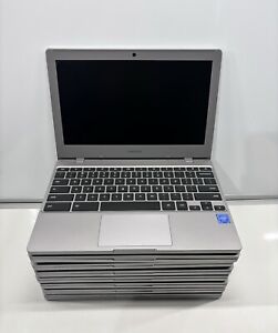 Samsung XE310XBA-KB1US-RB Chromebook BROKEN ESCEEN  LOT 8 PC