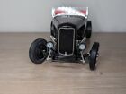 AMERICAN MUSCLE '32 Ford STREET ROD 1/18 BLACK W/ RED INTERIOR