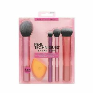 Real Techniques Everyday Essentials Brush Set - Pack of 5