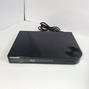 Samsung BD-F5700 Smart Blu-ray & DVD Player 1080p HD Wifi For Parts