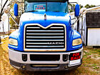 26 ft Box Truck   2013 Mack CXU612 Pinnacle  26 ft  box with sleeper cab