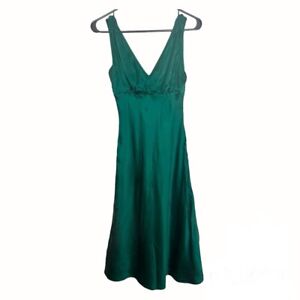 BCBG MaxAzria green 100% silk slip dress