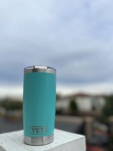 YETI Rambler 20oz Vacuum Insulated Tumbler with MagSlider Lid - Aqua Blue