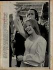 1974 Press Photo Actress Linda Blair arrives at Academy Awards in Los Angeles.