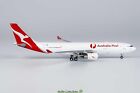 1:400 NG Models Qantas Airways A330-200 VH-EBF 88016 61090 Airplane Model