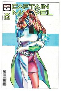 Marvel Comics CAPTAIN MARVEL #37 first printing X-Gwen variant