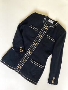 Chanel Boutique Vintage Black Tweed Jacket Blazer