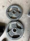 25 LB Grip Style Olympic Cast Iron Weight Plates - Pair (50lbs Total) 2” Hole