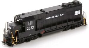 Athearn RTR HO EMD GP35 Penn Central DCC equipped.