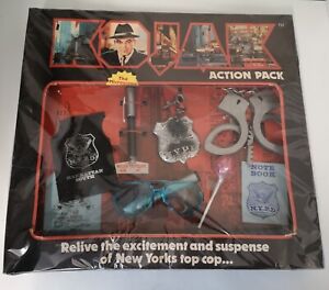 Vintage KOJAK ACTION PACK By Thomas Salter Toys 1975