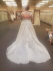David’s Bridal lace illusion long sleeve ball gown wedding dresses size 18W