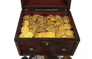 100 Toy Metal Shiny Gold Pirate Coins with Treasure Chest