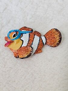 Finding Nemo Clown Fish Blue Swim Mask Goggles  Orange White Glitter  Brooch Pin