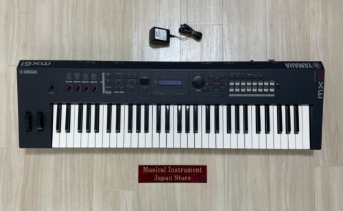 Yamaha MX61 61-Key Analog Keyboard Synthesizer Adapter Used from Japan