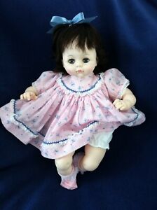 Madame Alexander Vintage 1977 PUSSY CAT 15” Crier Baby Doll - New Crier