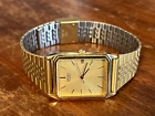 Vintage Original Seiko 2A32-5204 Men's Quartz Gold Tone SLIM Wrist Watch.