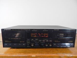 New ListingPioneer CT-W650R Dual Dolby B,C Cassette Deck TESTED