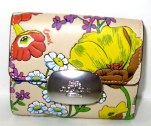 Coach Eliza Small Wallet With Floral Print Ivory & Multi color leather NWT$ 238