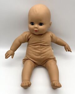 Madame Alexander Baby Doll w/ Sound Box 2006