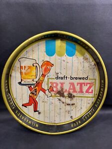 Vintage 1972 Blatz Beer Round Tray Milwaukee's Finest Draft-Brewed Server