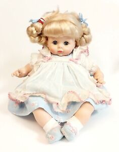Madame Alexander Pussy Cat Doll 1977 CRIER DOES NOT WORK Blonde Hair Vintage 14